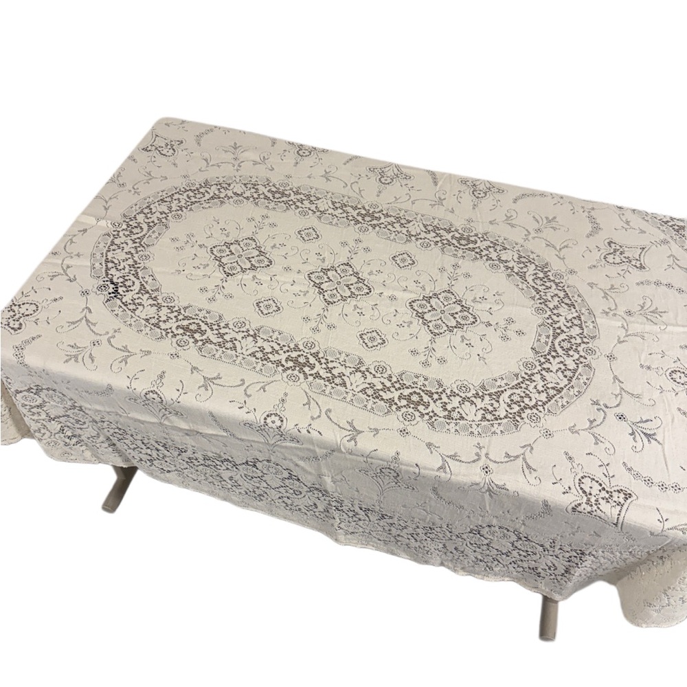 Rare vintage Quaker co white lace Tablecloth Oval shape 80”